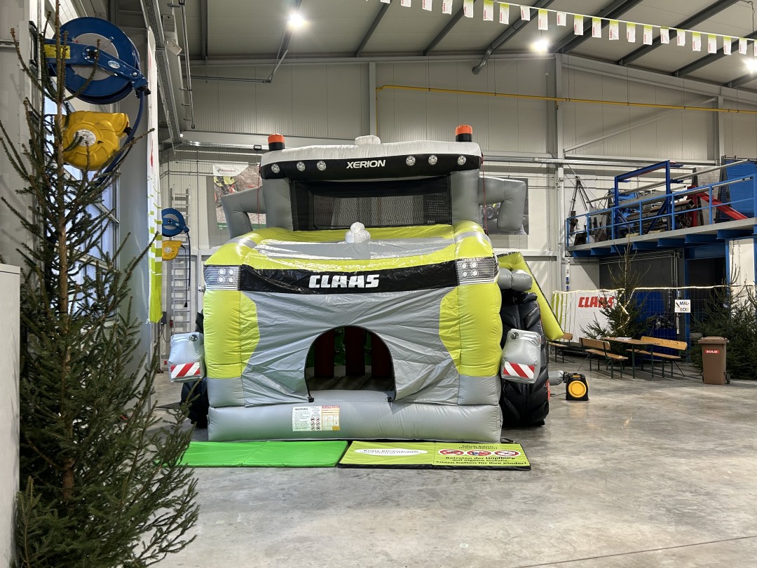 CLAAS%20XERION%2012.650%20ii